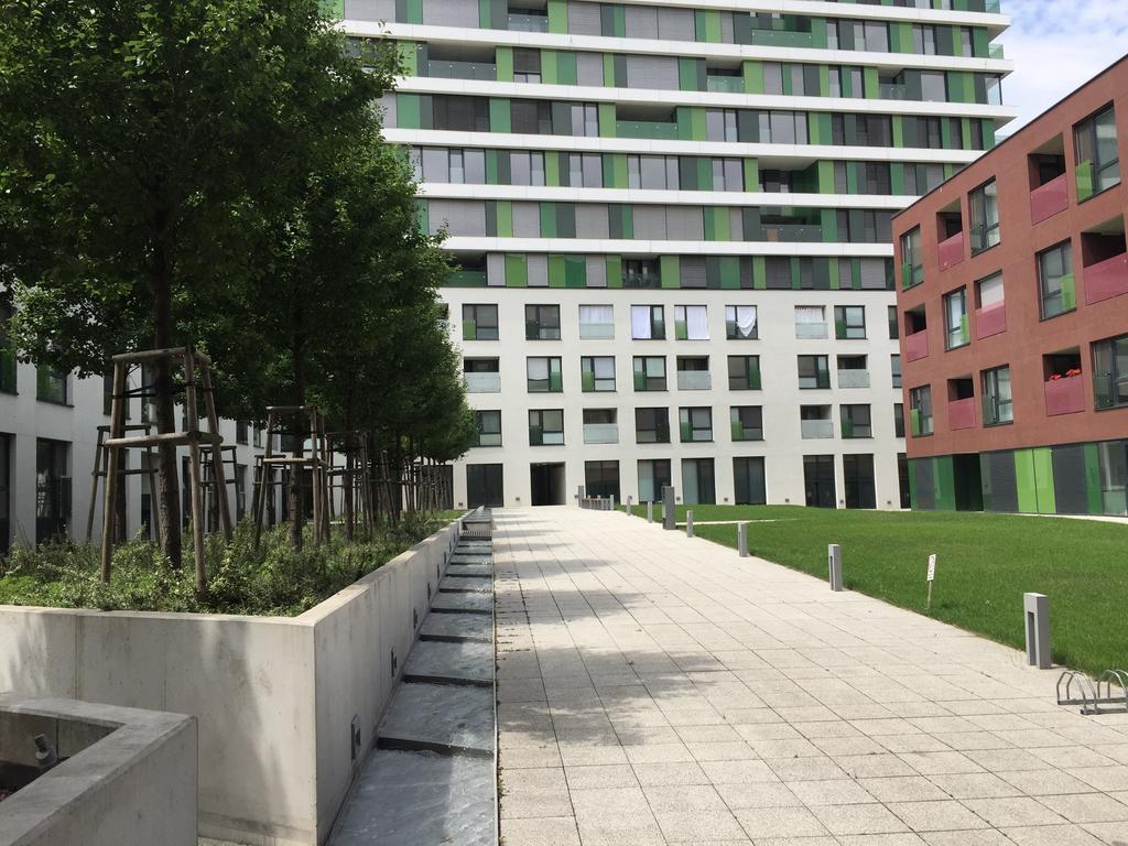 Jm Apartments Viktoria Nivy - Free Garage Parking * Bratislava
