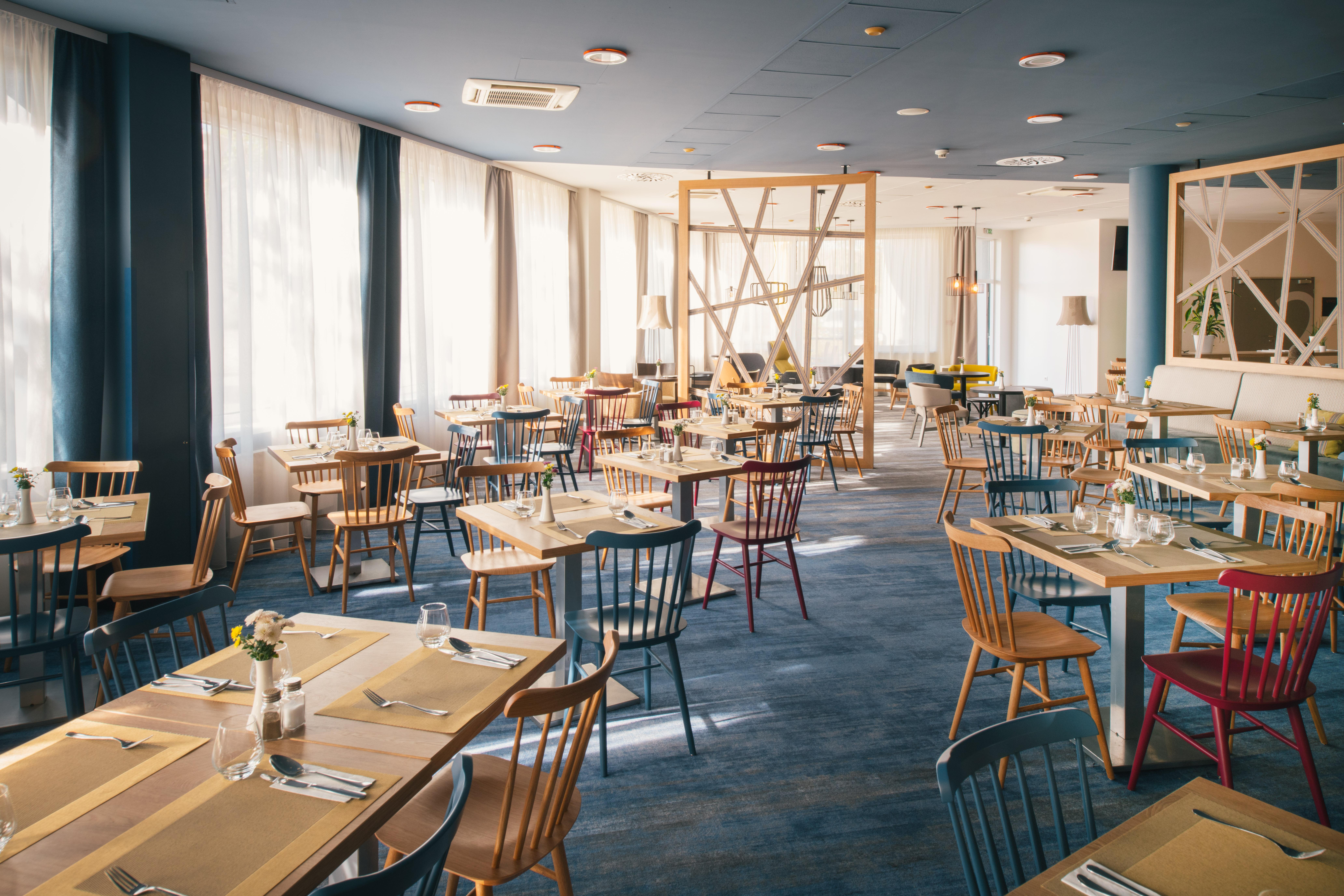 Vienna House Easy By Wyndham Hotel 3*