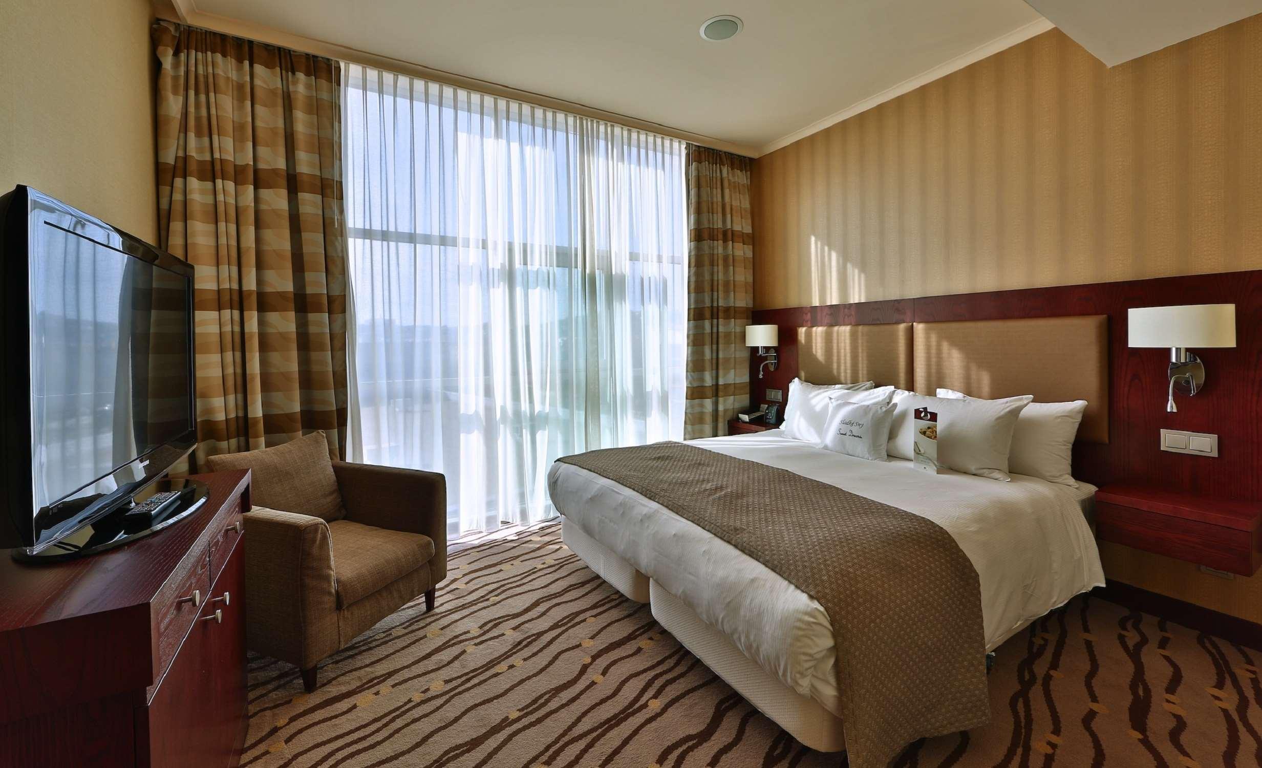 Hotel Doubletree By Hilton Bratislava