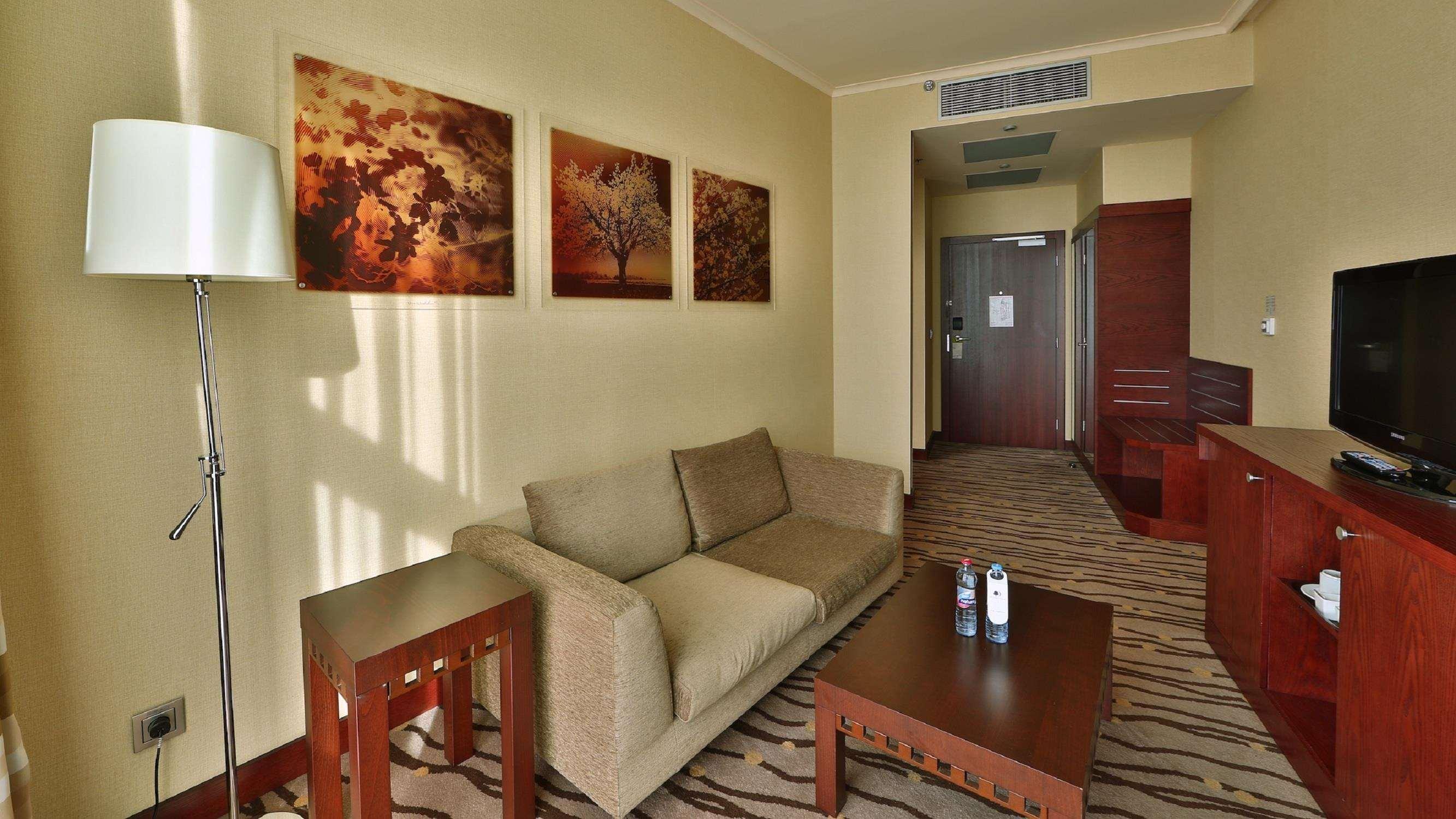 Doubletree By Hilton