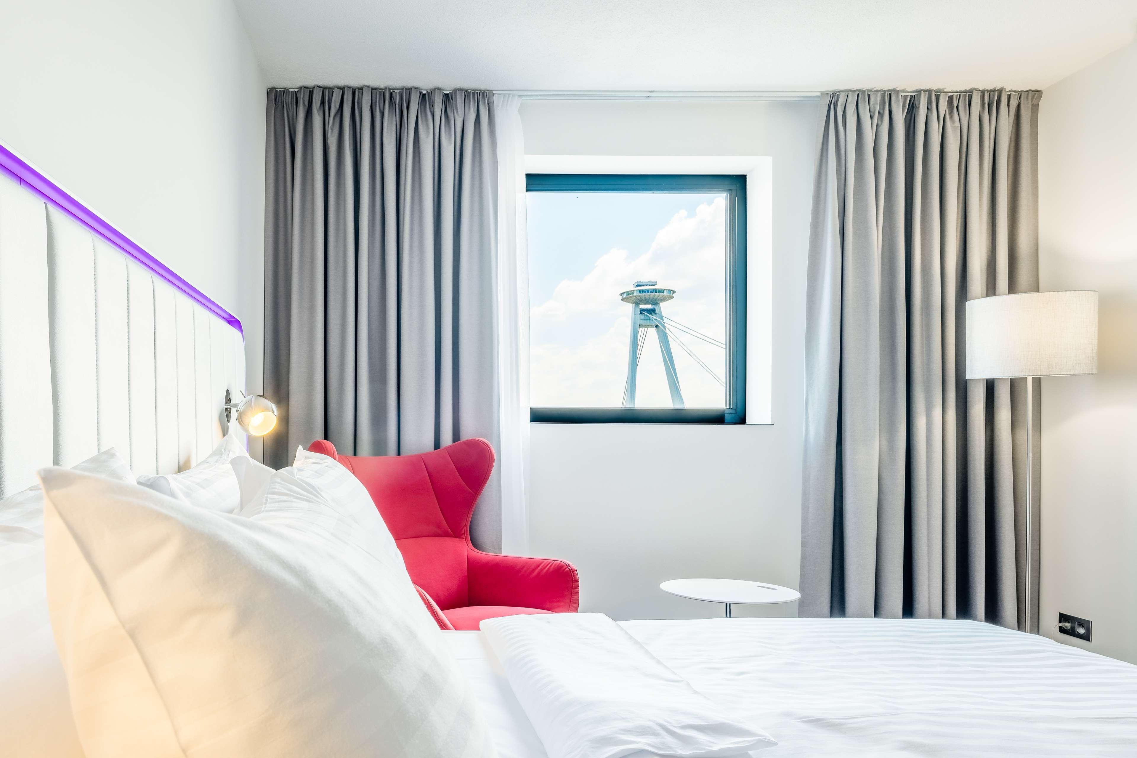 Park By Radisson Danube Hotel 4*