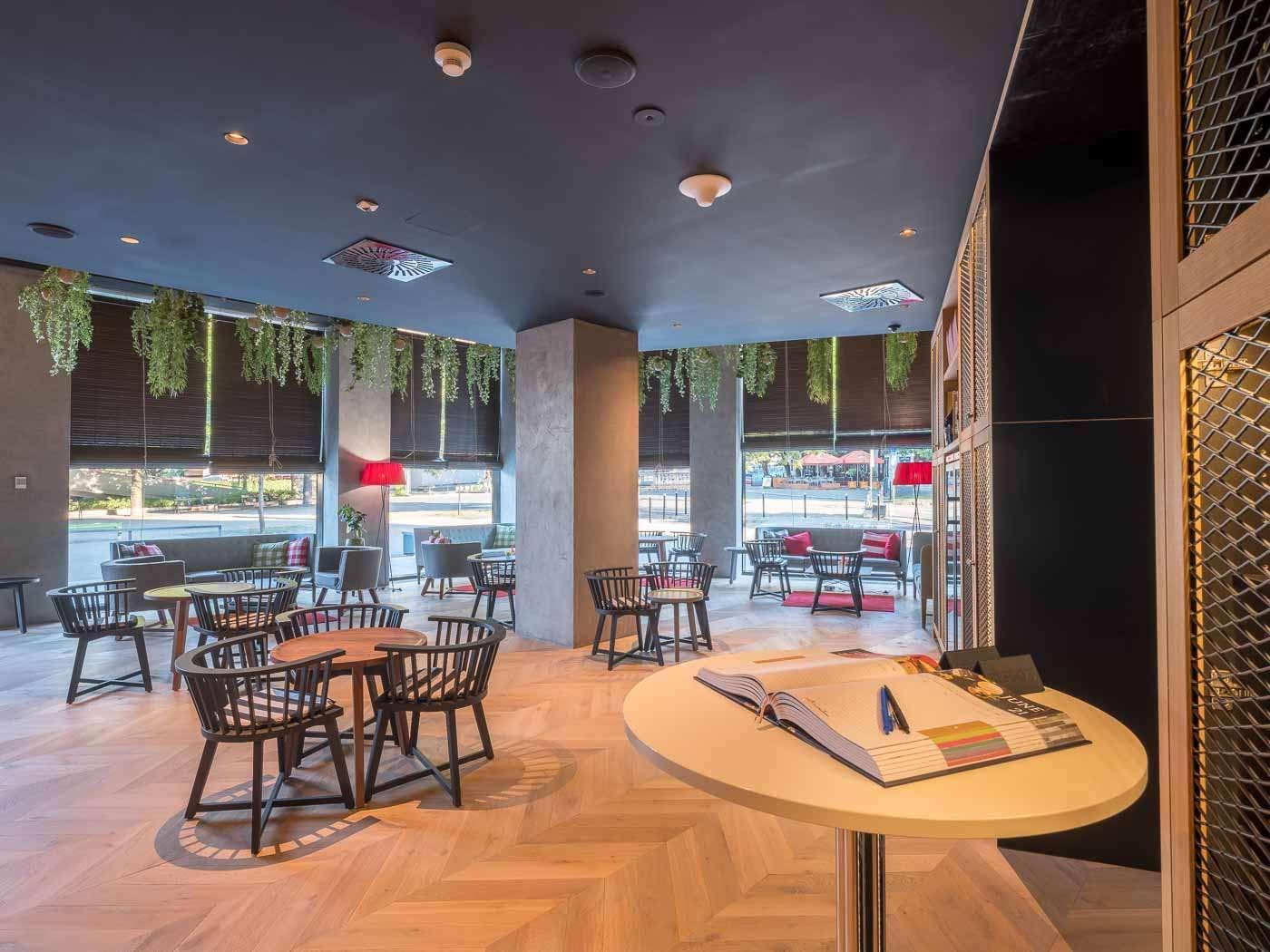 Park By Radisson Danube Hotel