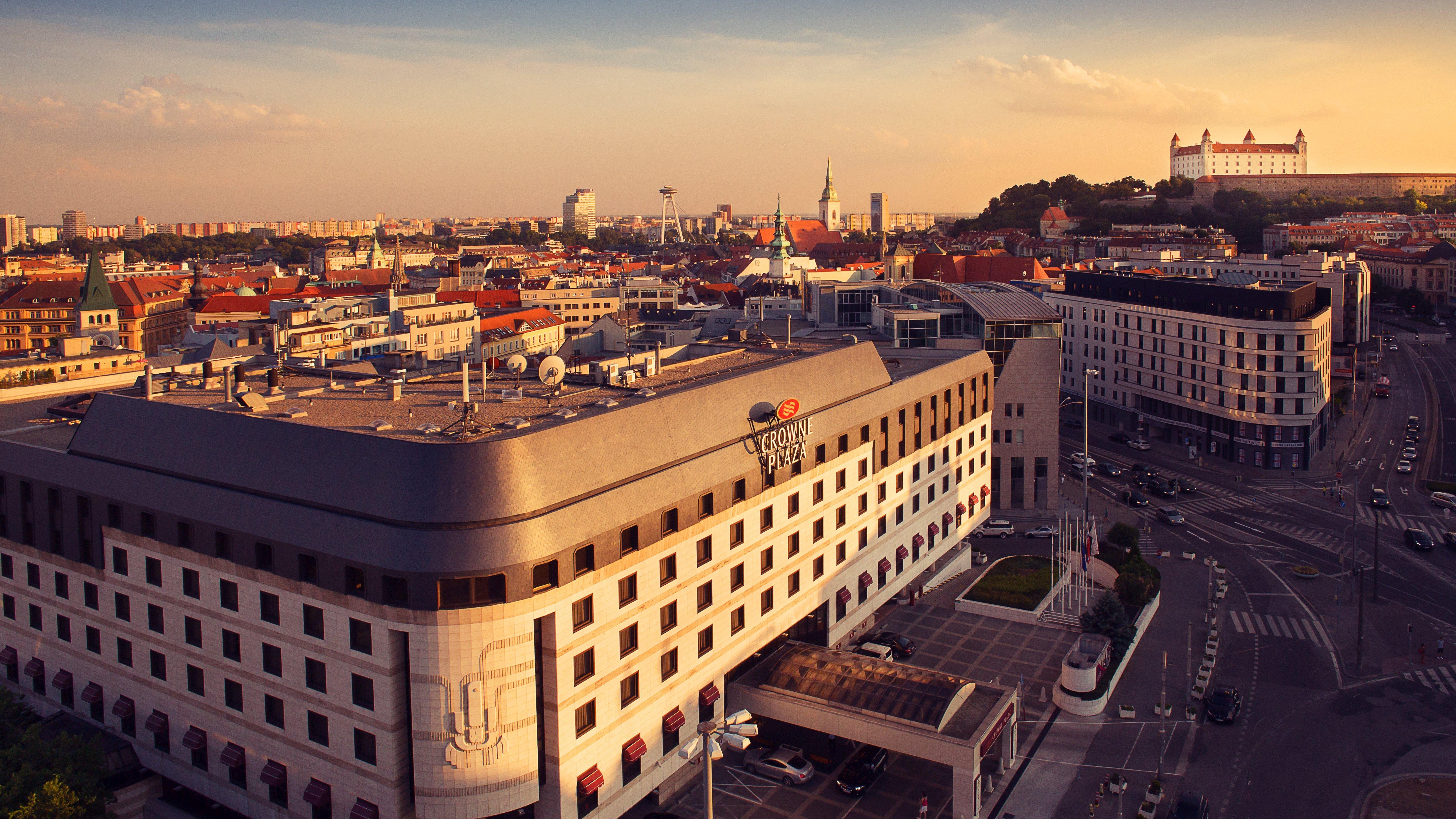 Crowne Plaza By Ihg Hotel Bratislava