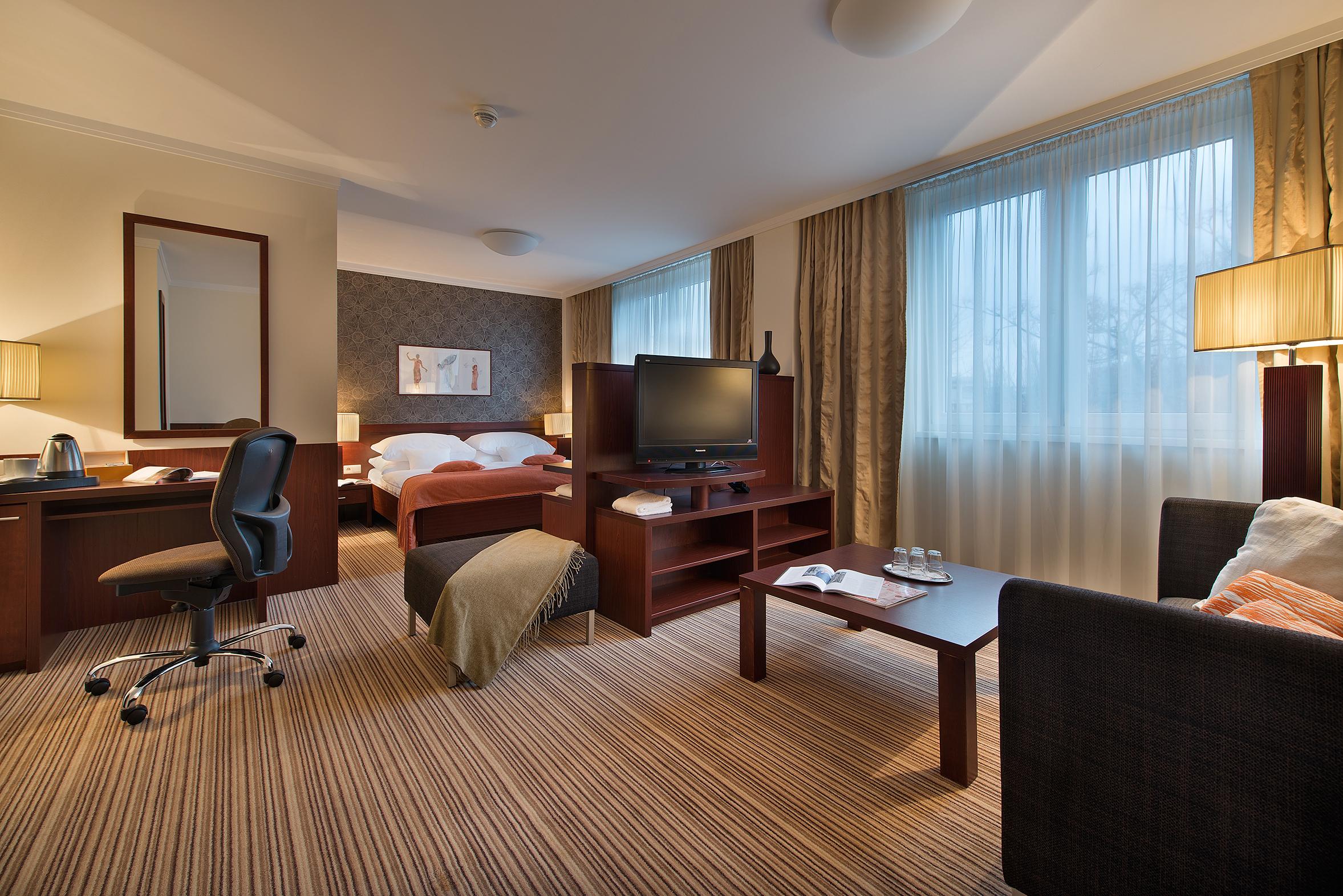 Hotel Apollo 4*