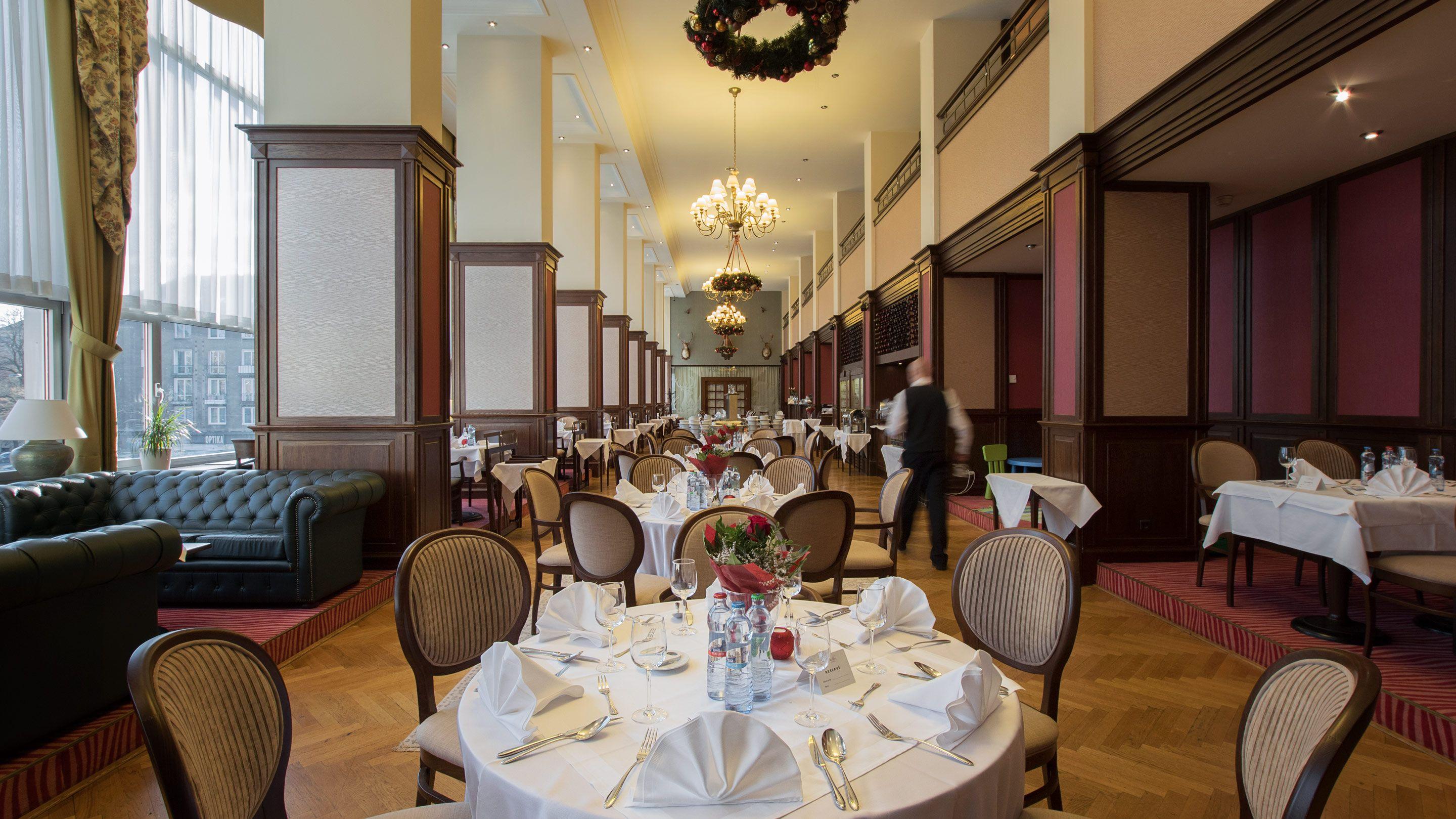 Hotel Apollo 4*