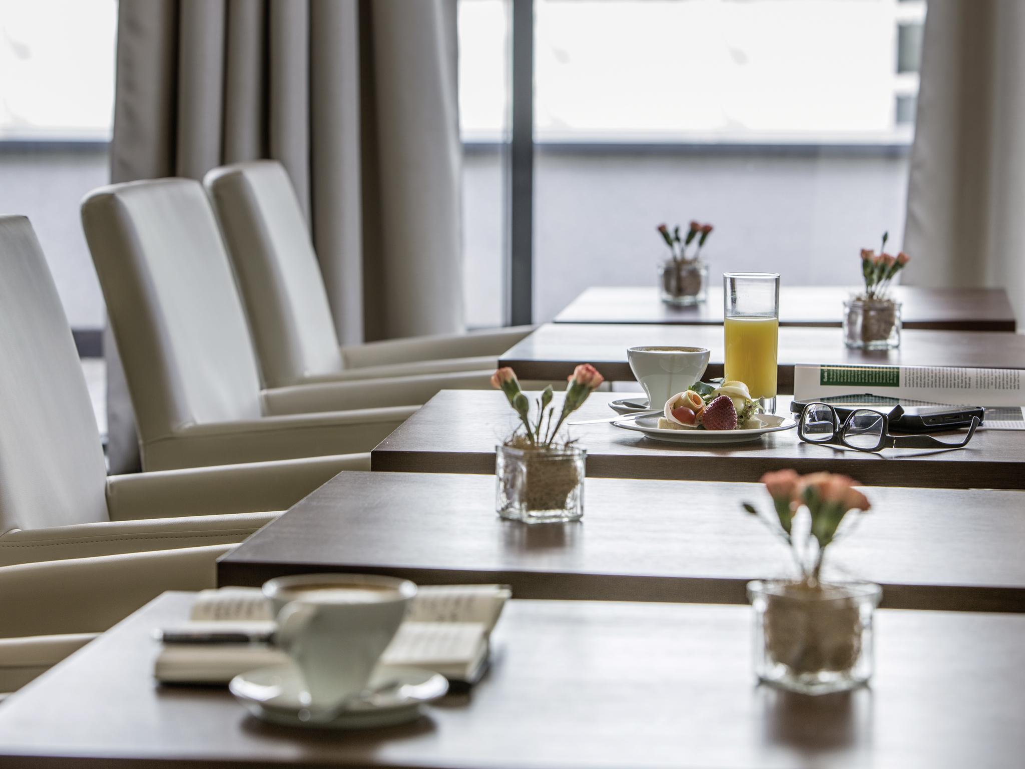 Ac By Marriott Old Town 4*