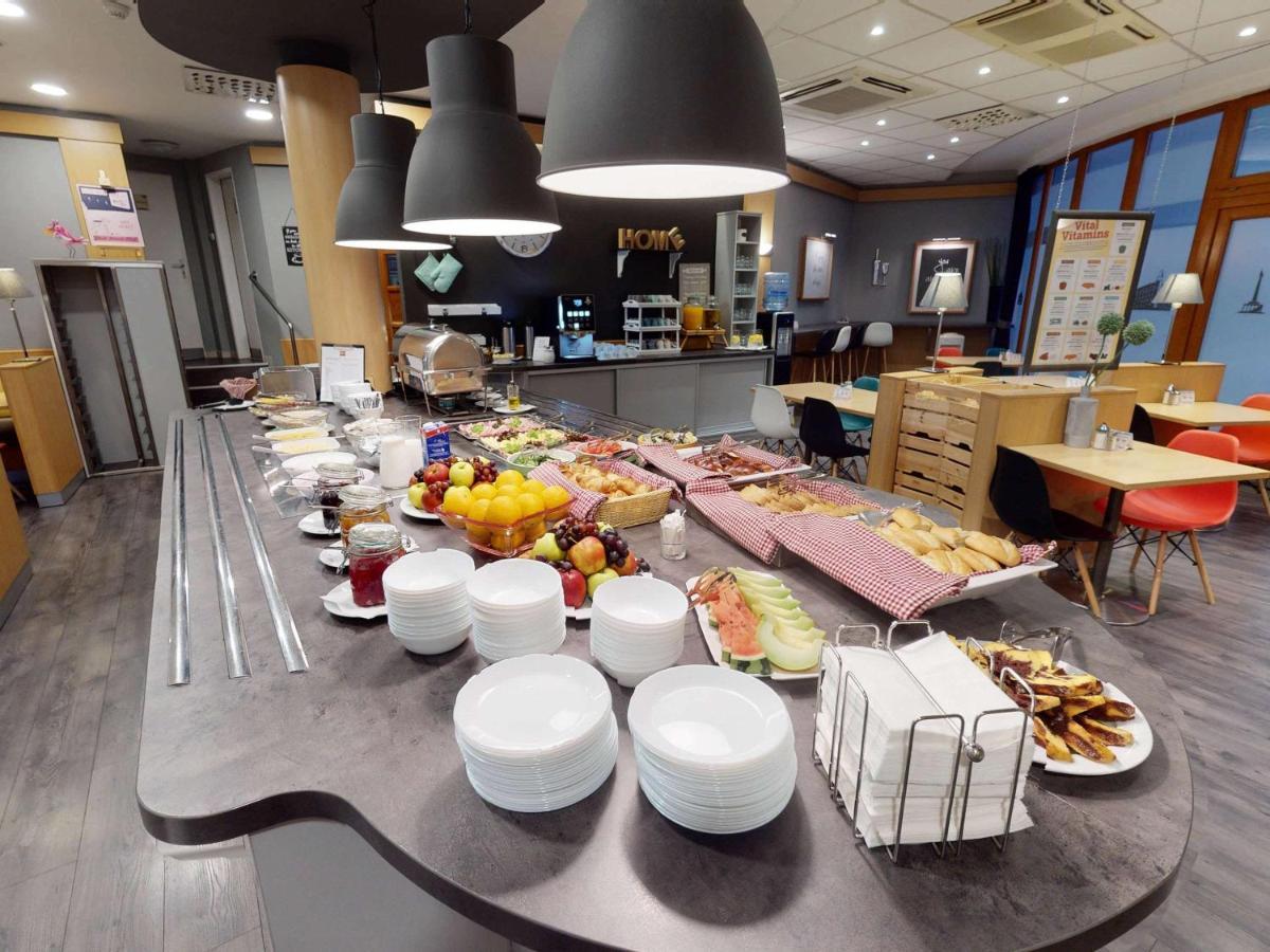 Ibis Centrum Hotel 3*