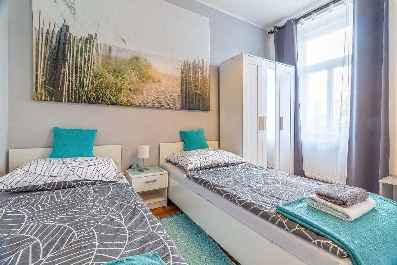 Jonas - Great Location Near Center Apartment