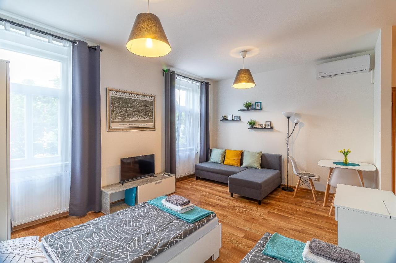 Apartment Jonas - Great Location Near Center *