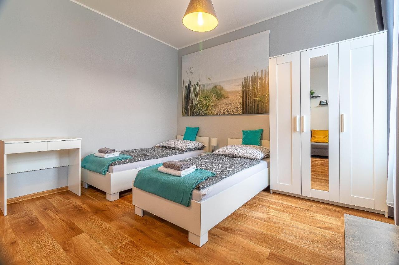 Jonas - Great Location Near Center Apartment *