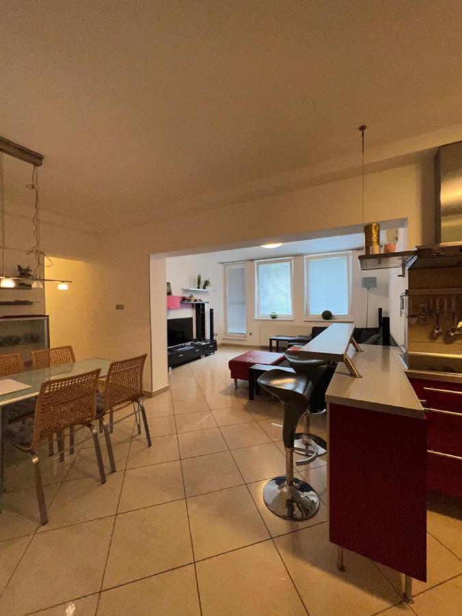 Apartman S Vyhladom Na Hrad Bratislava