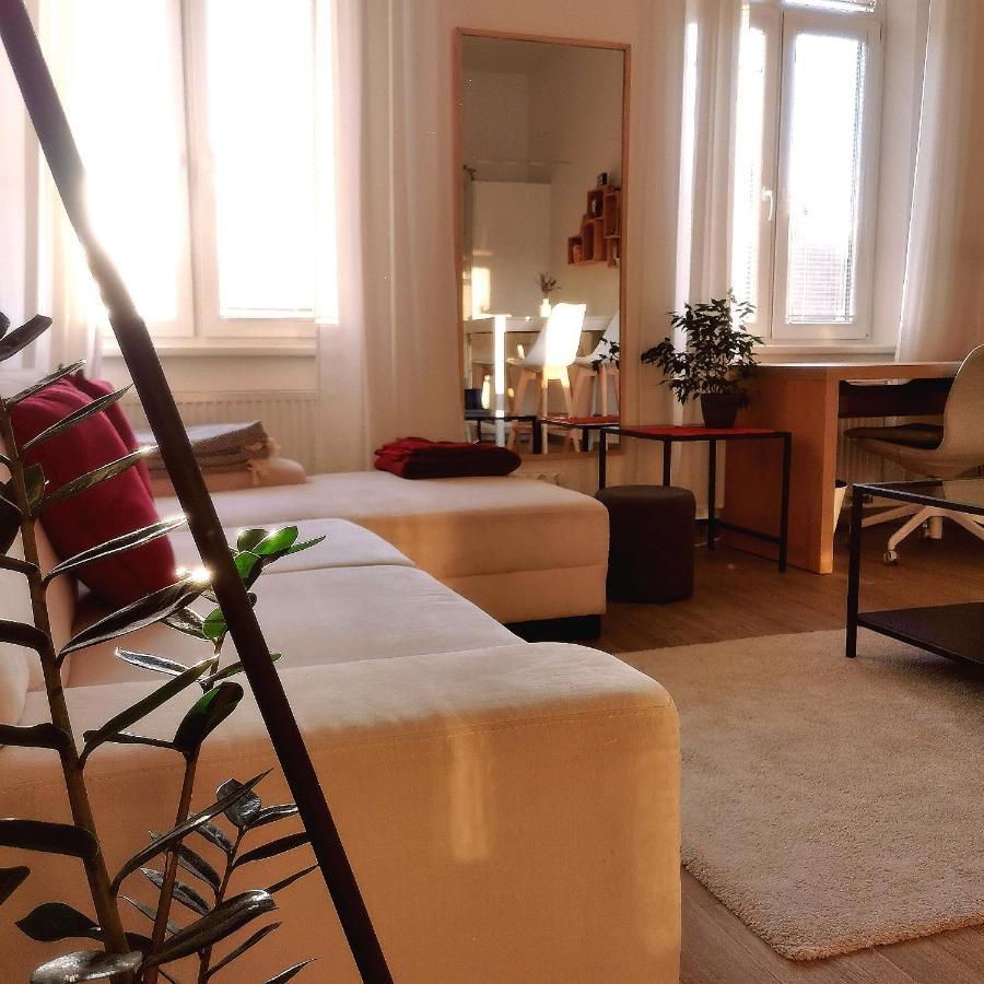 Cozyhome In Old Town, Presidential *