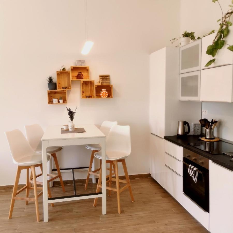 Cozyhome In Old Town, Presidential Apartamento Bratislava