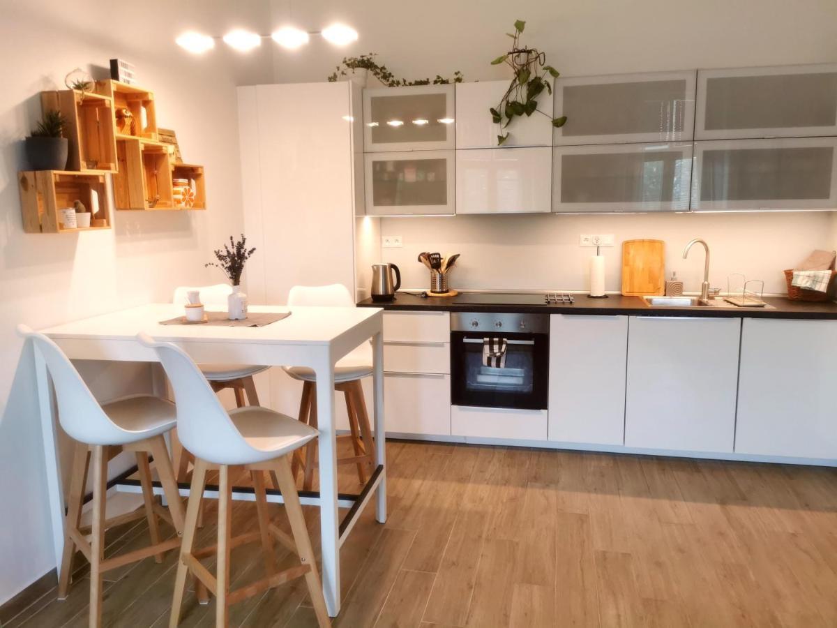 Cozyhome In Old Town, Presidential Apartamento