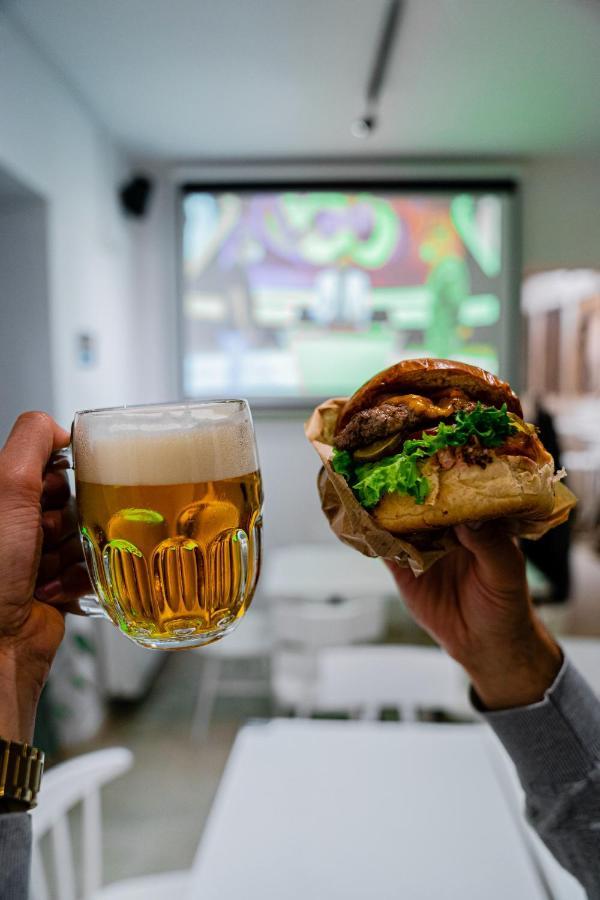 Street Food Possonium Căn hộ Bratislava