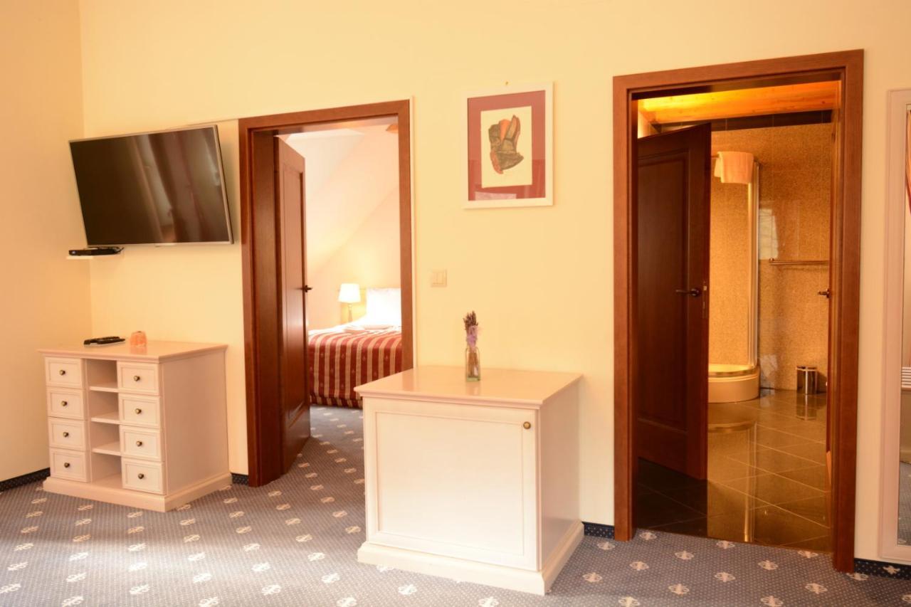 Hradna Brana Hotel