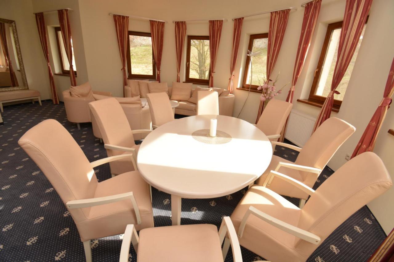 Hotel Hradna Brana 4*