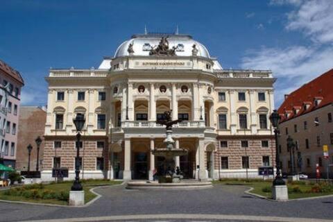 Dobra Lipa Bratislava
