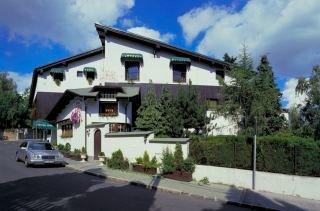 Panoramic Castle With Free Private Parking * Bratislava