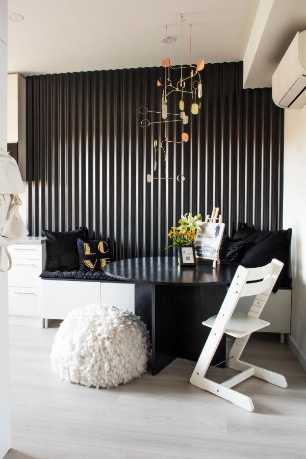 Apartment Light By Zoom