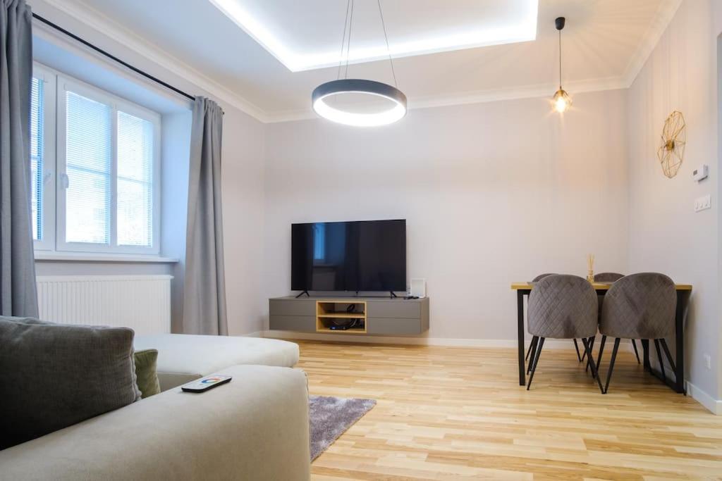 Moderny V Starom Meste Apartment