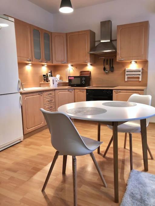 Appartamento Modern & Cozy Near Hockey & Football Arena