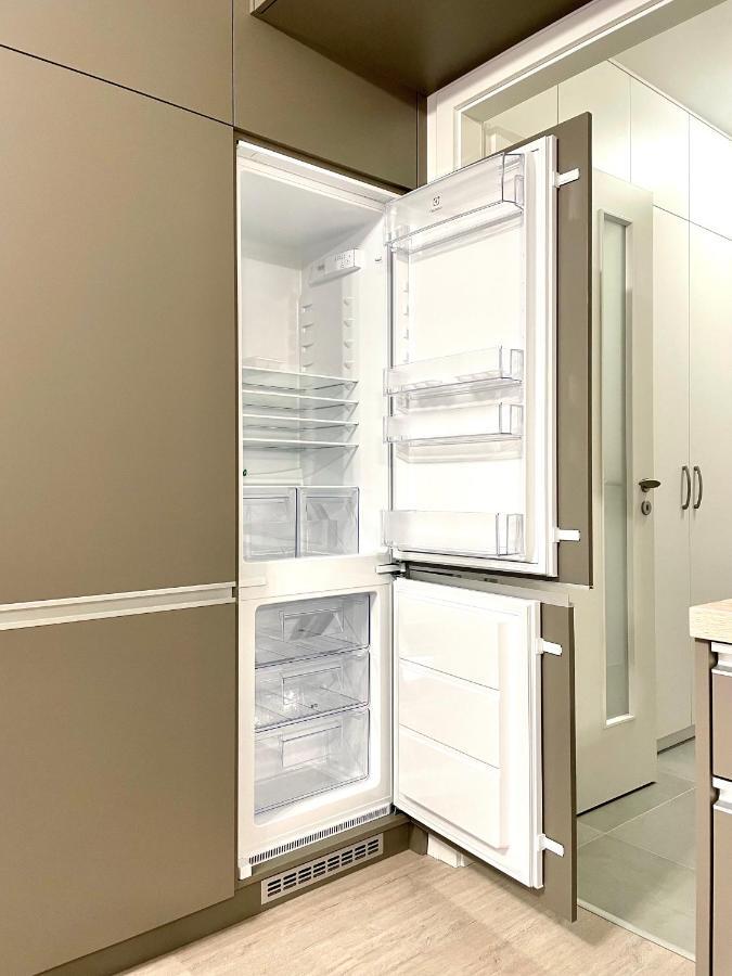 Top Apartment