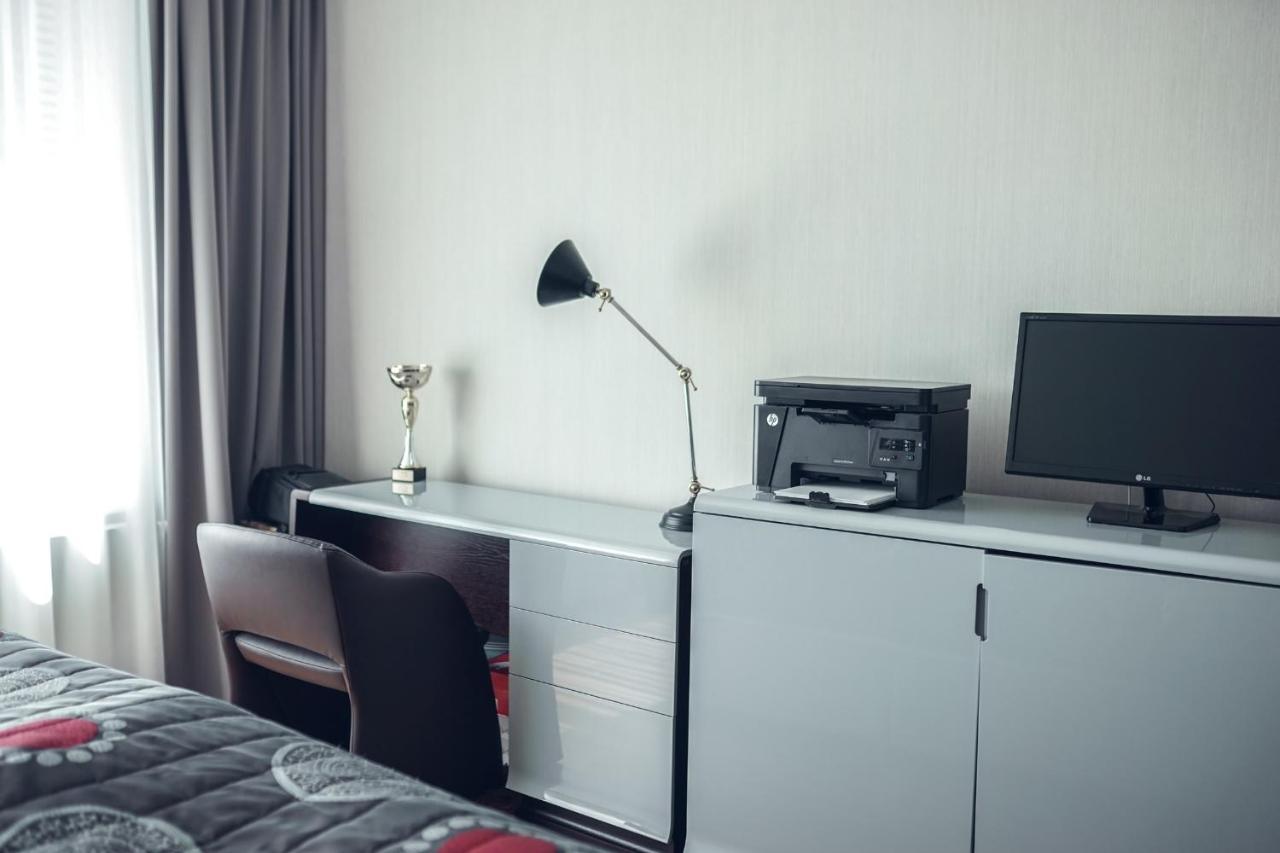 Voir Apartment *