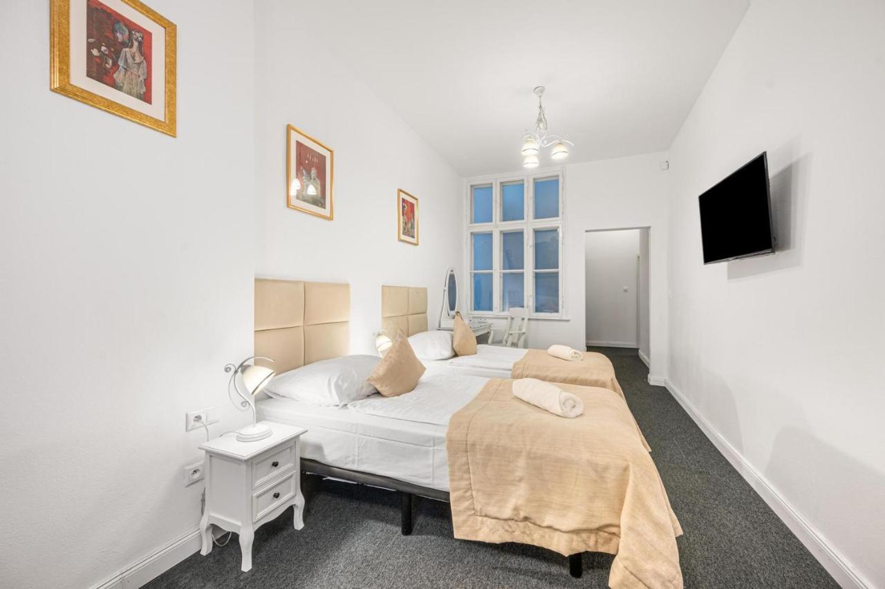 Downtown Hotel 3*