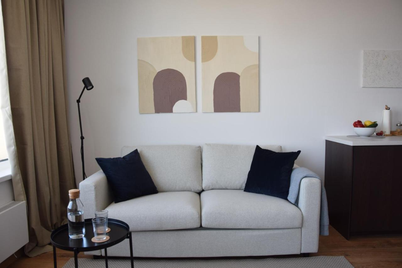Apartment Discovery *