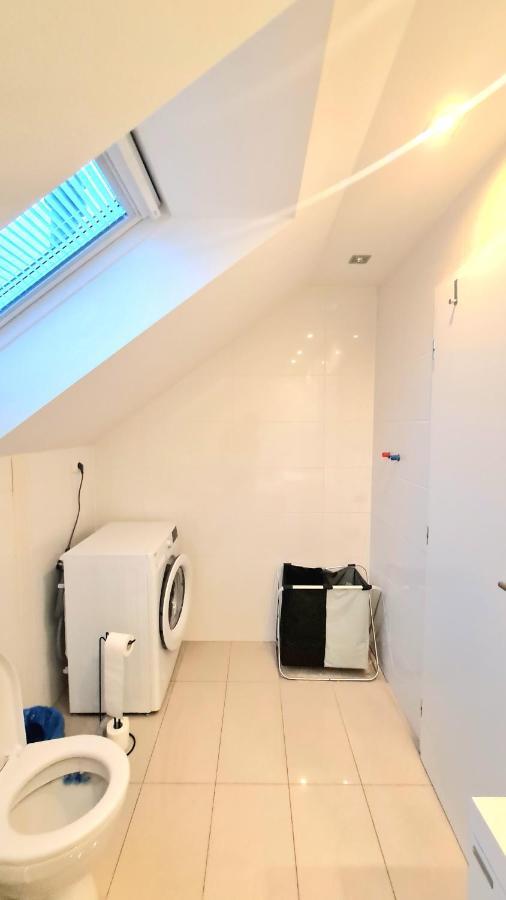 Dovolenkový dom Modern & Cozy House With 3 Bed And Garden