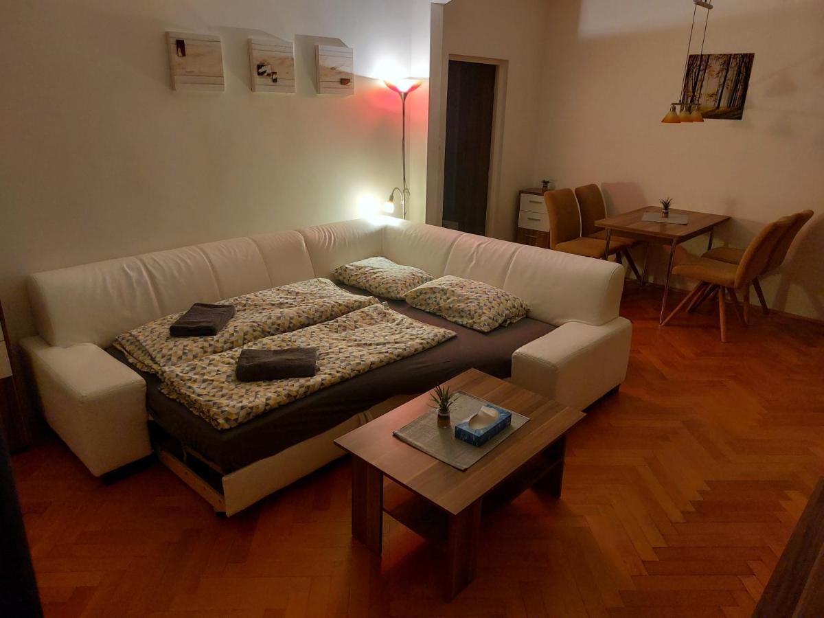 Merry Apartment *