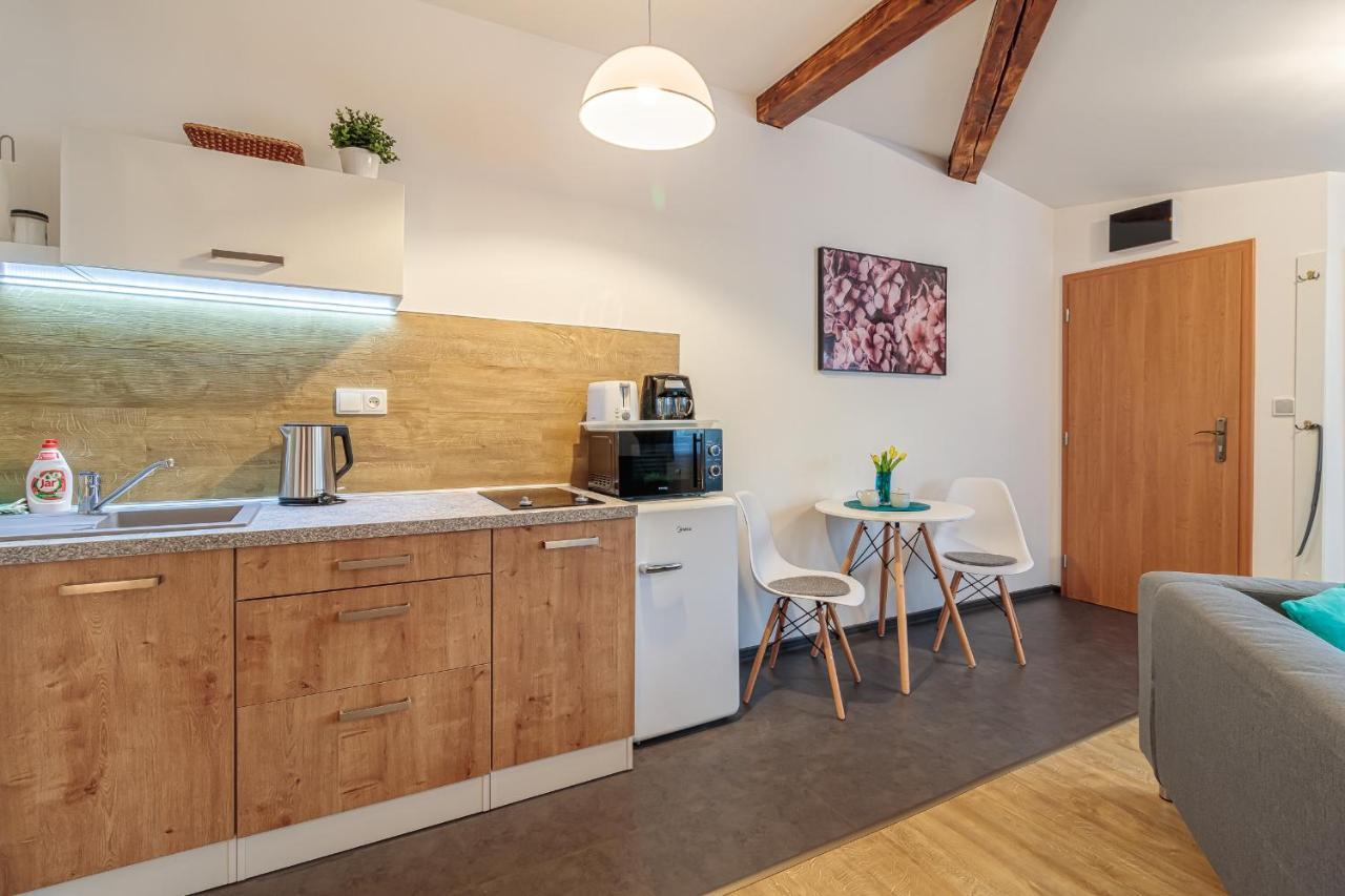 Jonashouse - Great Location Near Center *