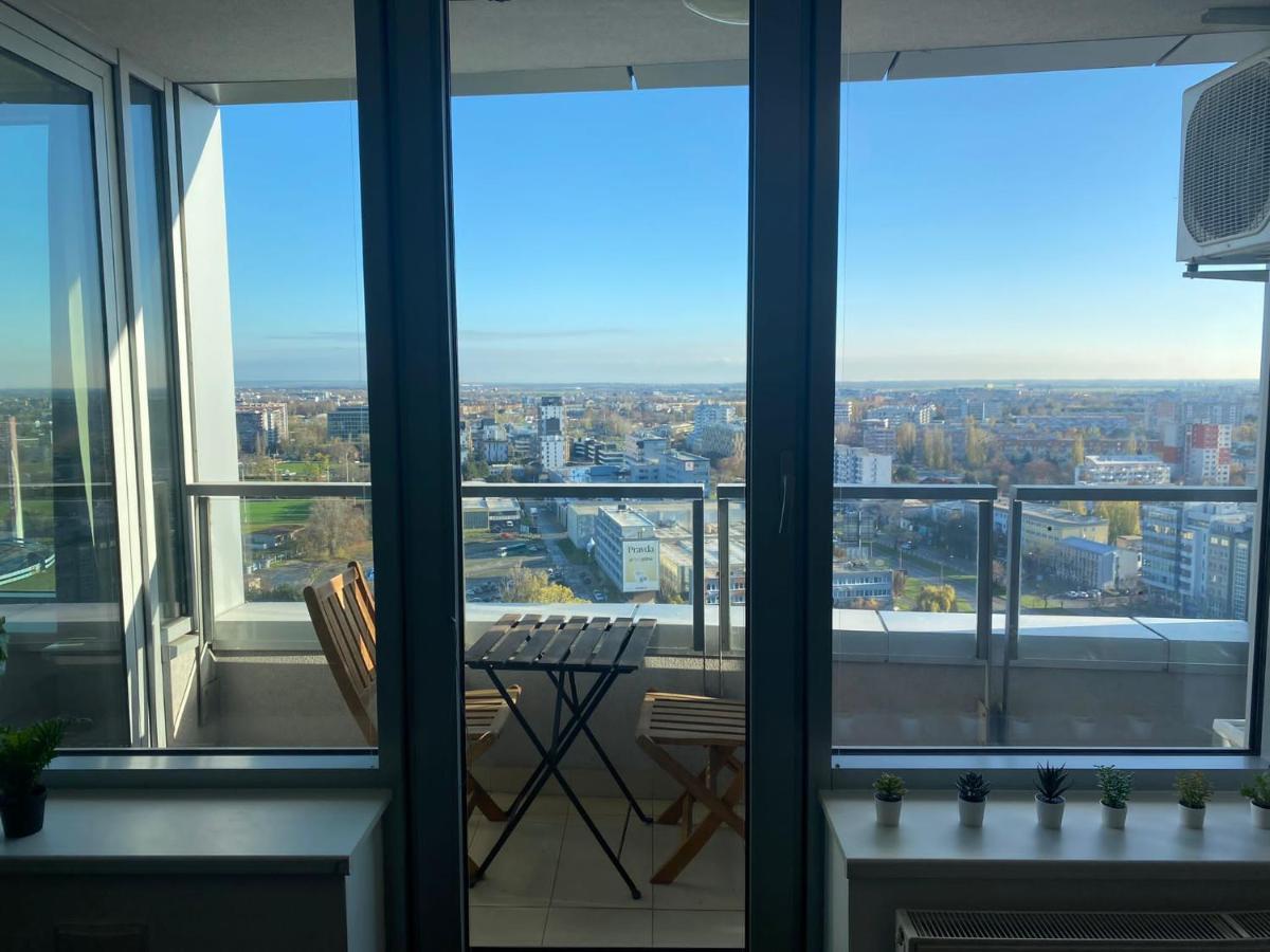 Fantastic View From The 20th Floor Apartment Bratislava