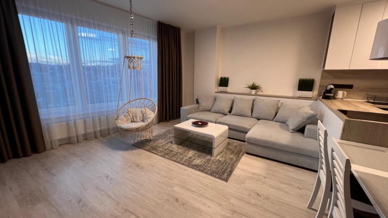 Căn hộ 2 Apartment, With A View Of The Castle *
