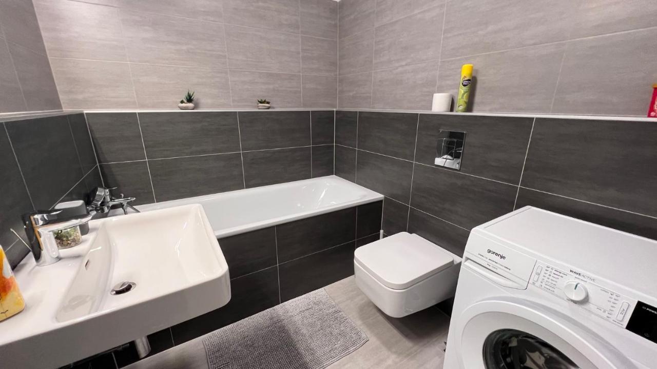 2 Apartment, With A View Of The Castle Bratislava