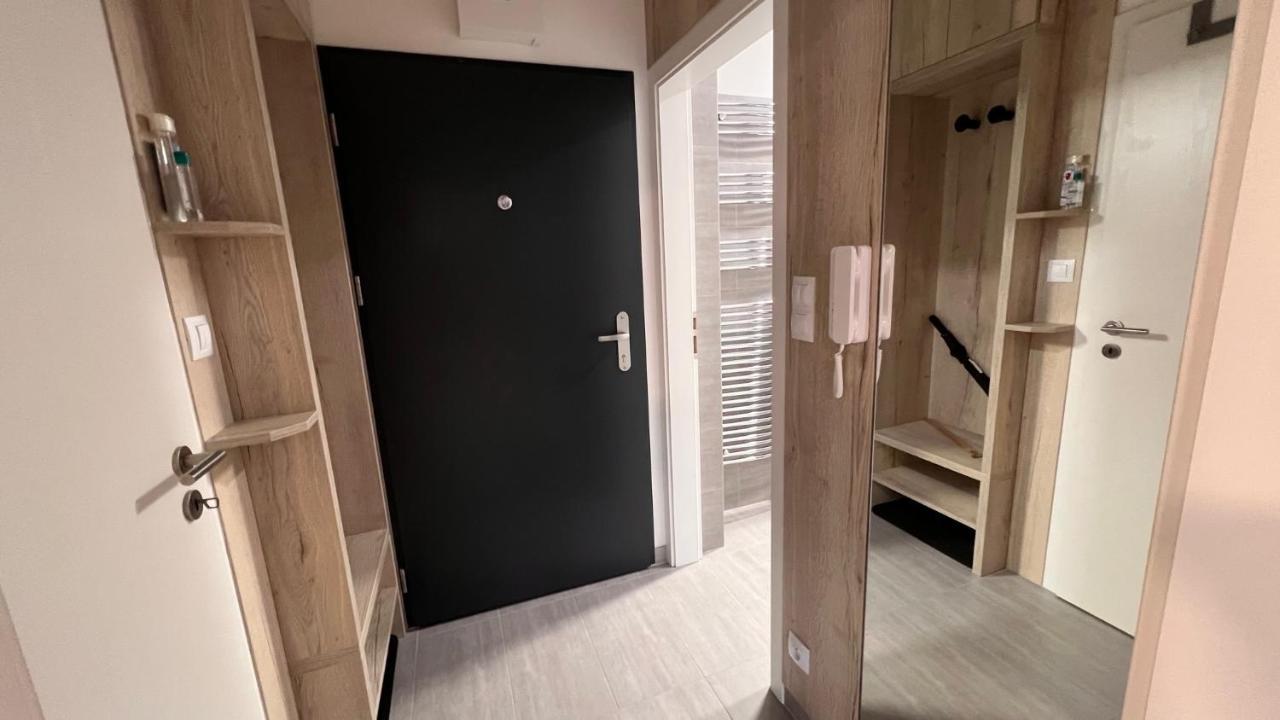 2 Apartment, With A View Of The Castle * Bratislava