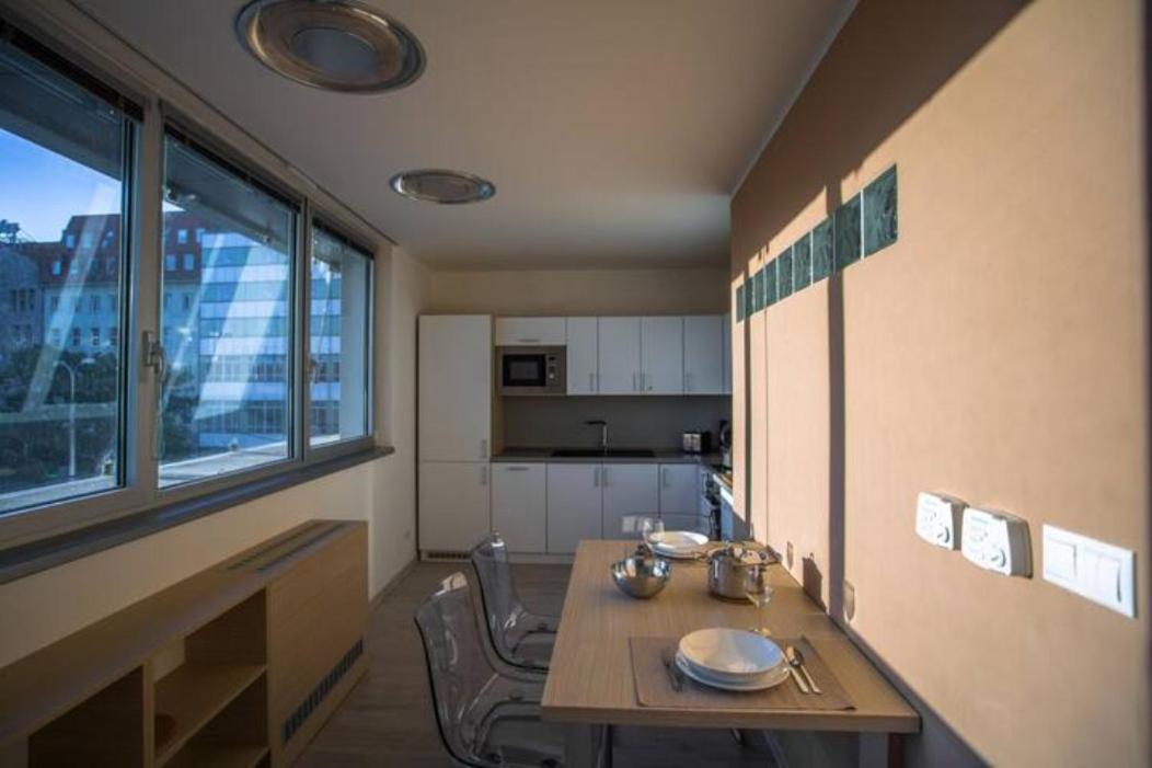 22nd Uprising Square Apartment *