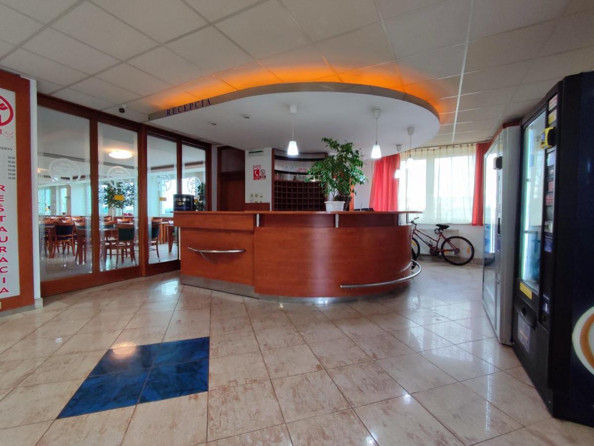 Hotel Jurki Dom