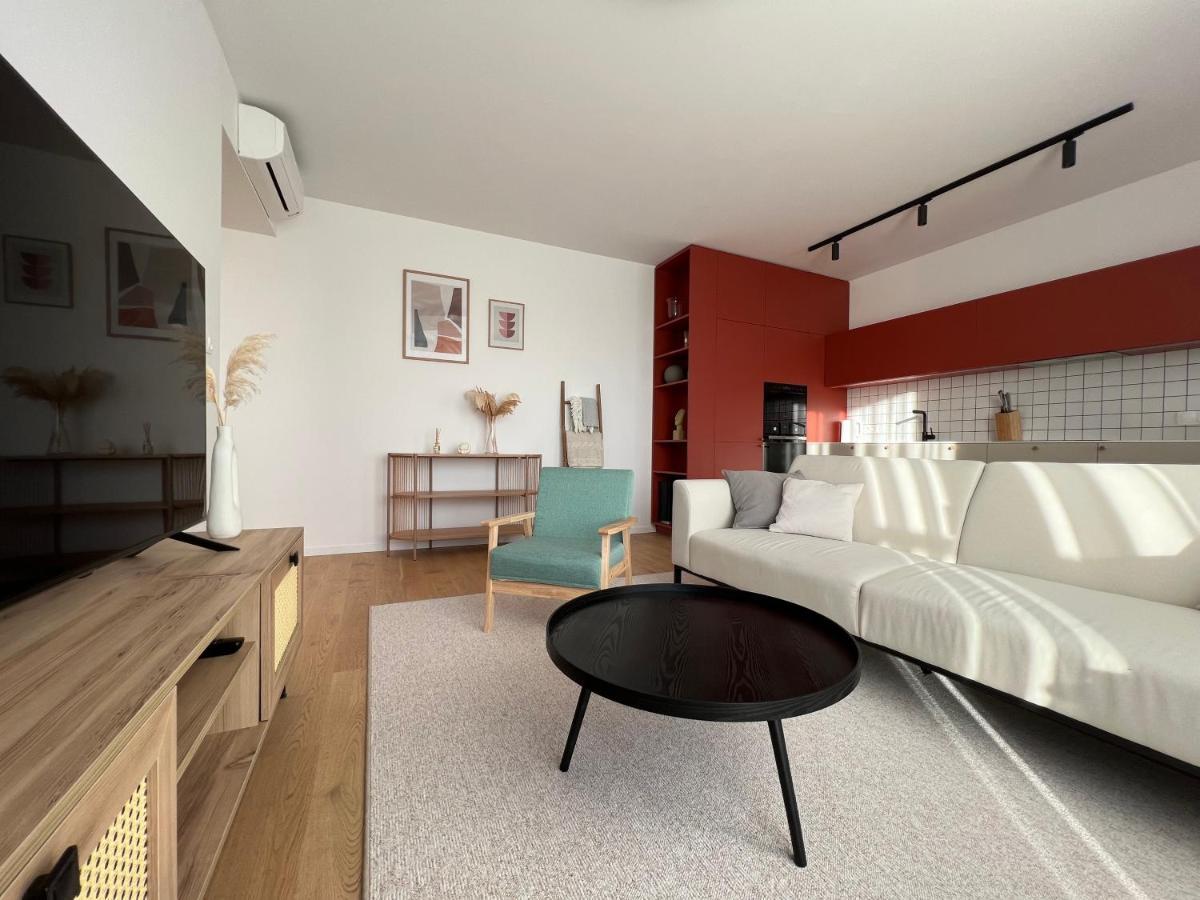 Klingerka Brand New 1-bedroom Free Parking *