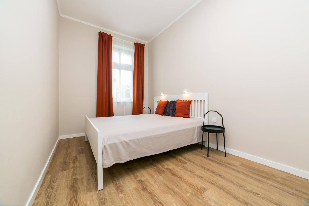 Apartment New 2 - Self Check In, Free Parking *