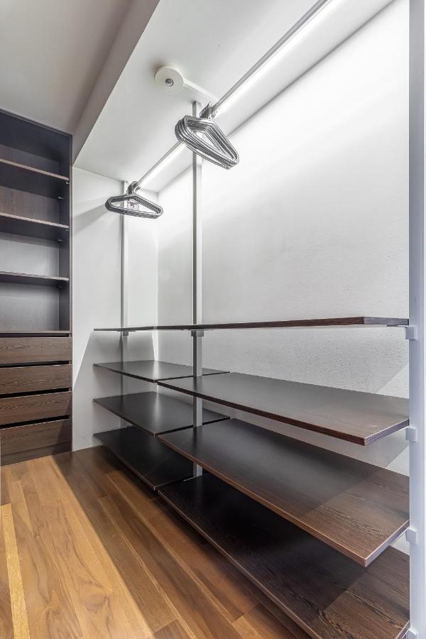 Luxury With Danube River View Apartment Pressburg