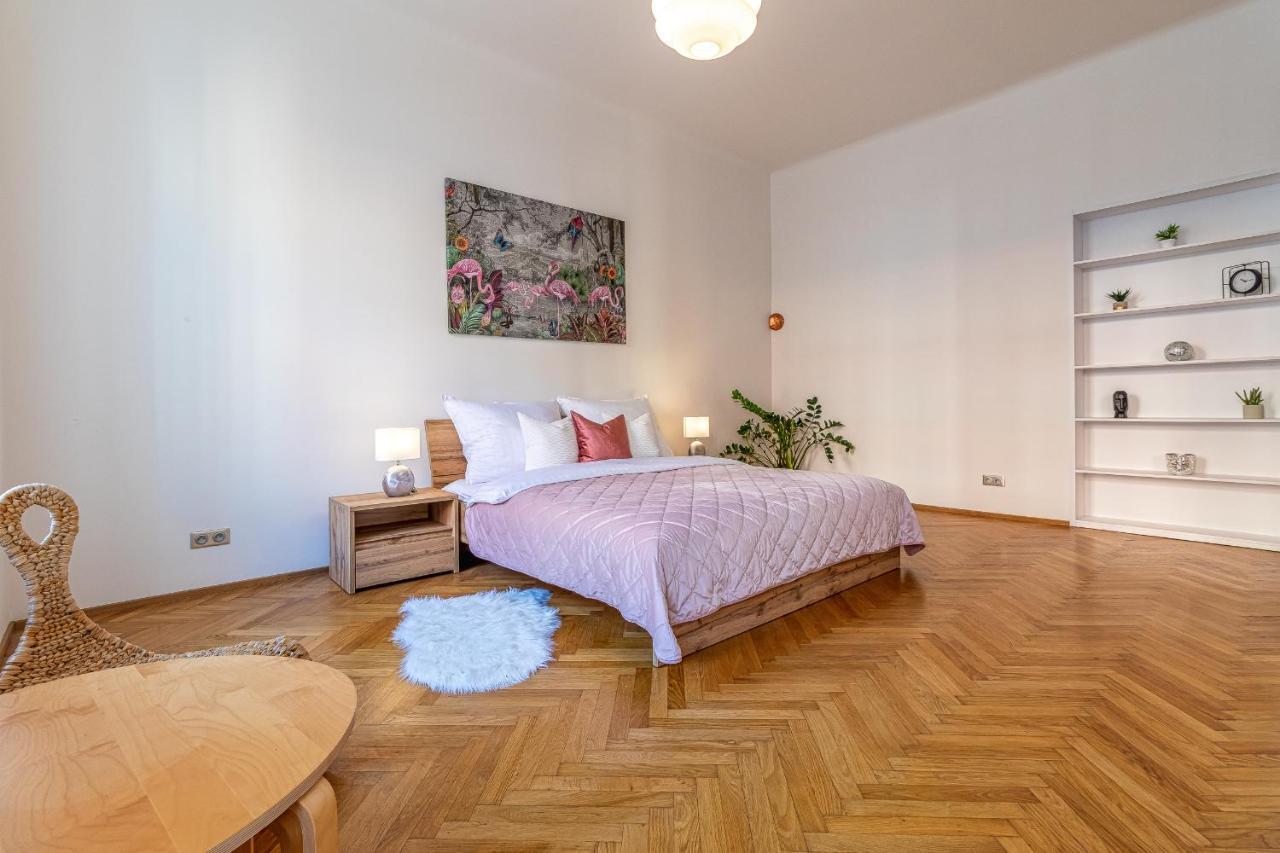 Apartment Stylish Luxury Flat In Old Town Bratislava