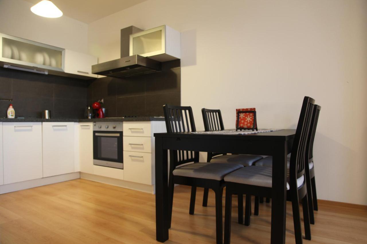 Sag 12th Floor Koloseo View Free Parking Apartment