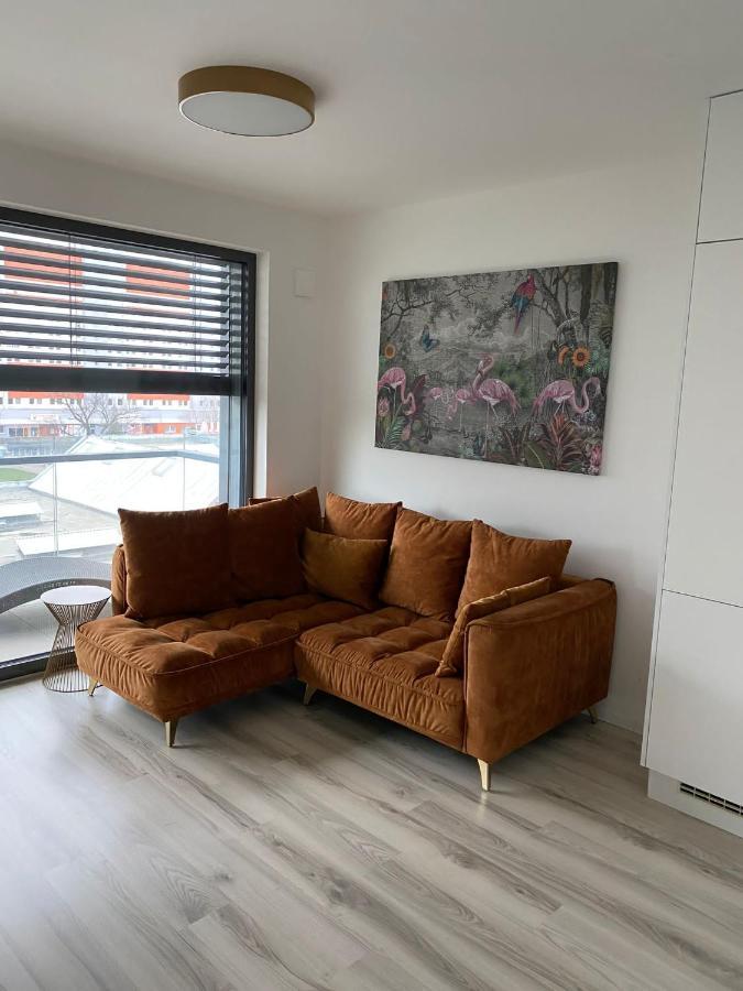 Ein Park With Free Parking Apartment