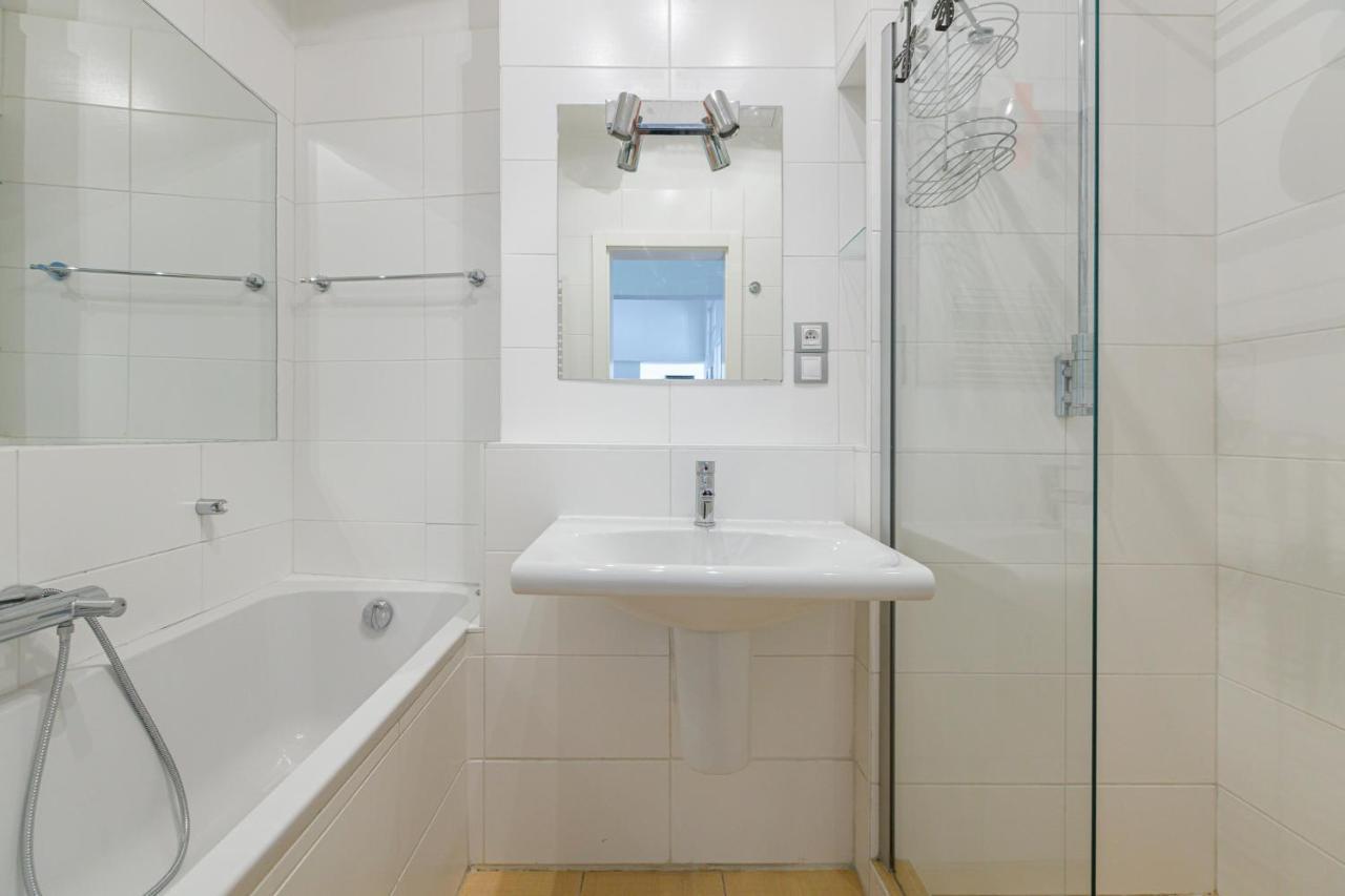 Newly Renovated In The Old Town