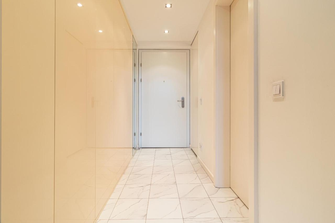 Luxury With Danube River View Apartment Pressburg