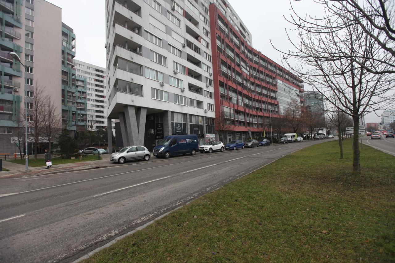 Sag 12th Floor Koloseo View Free Parking Bratislava