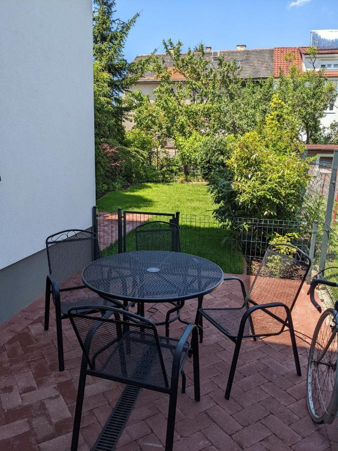 Loft - Folk District Apartamento Bratislava