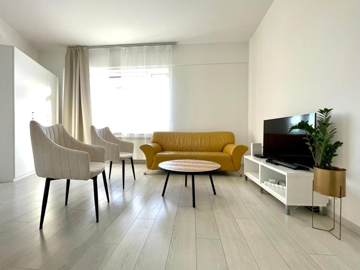 Apartment Self Check-in By Amber Bratislava